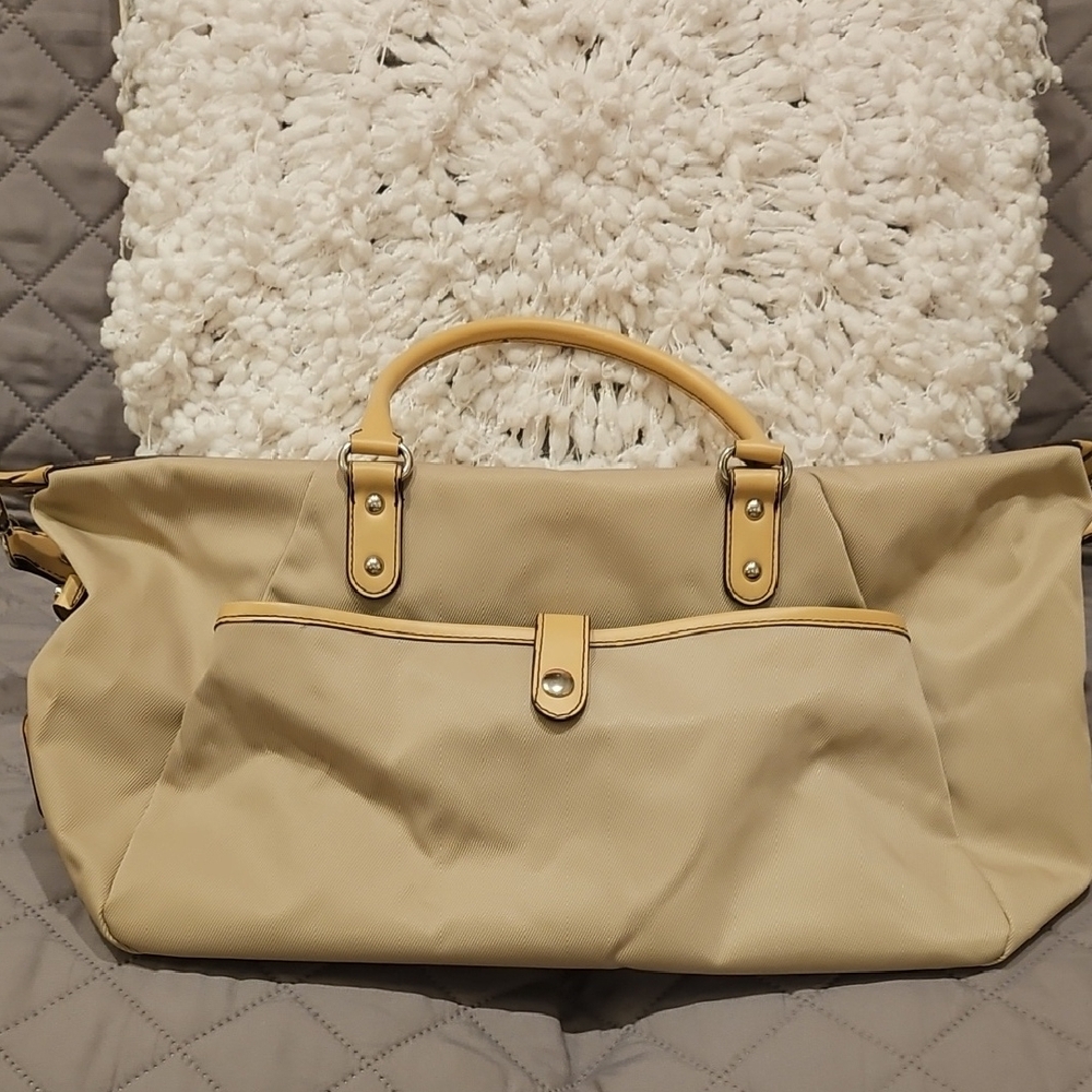 Maxx New York Tan Tote Handbag with Removeable Shoulder Strap - Picture 15 of 16